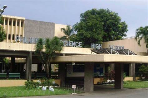 Pisay students involved in photo scandal barred from grad rites.